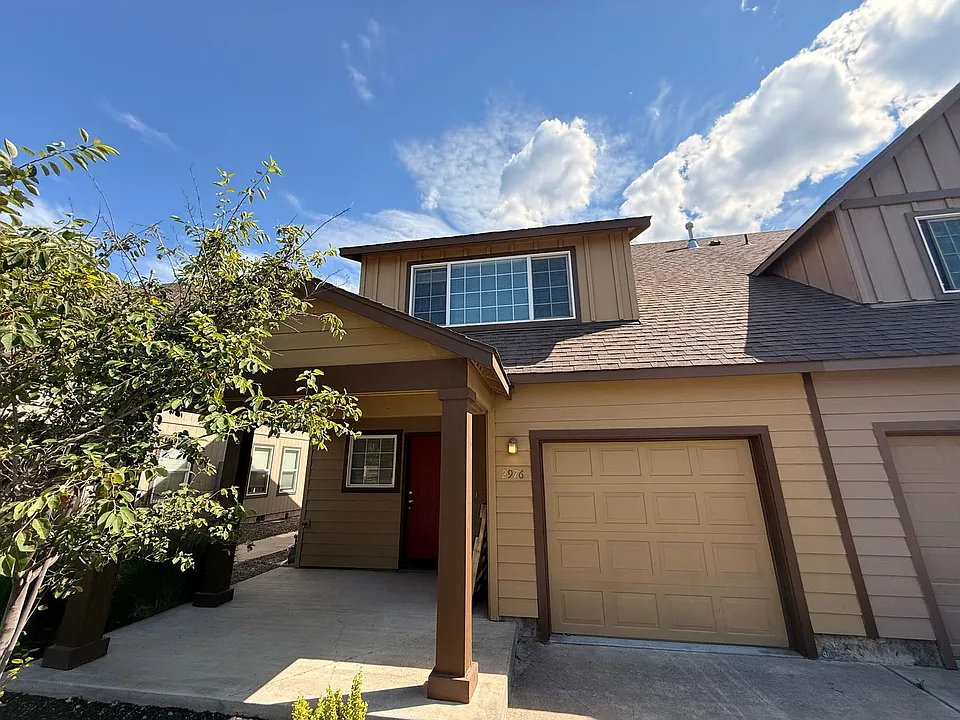 2976 SW Indian Cir