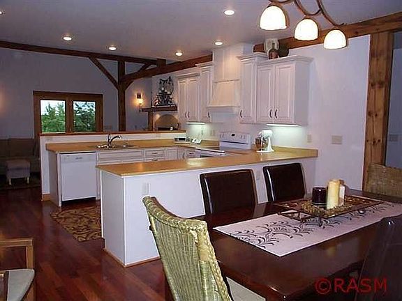3rd image of 108 Loraine Dr