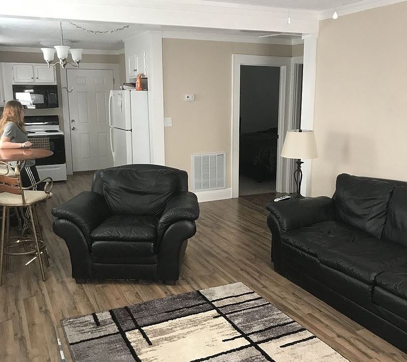 1st image of 207 Bannister St