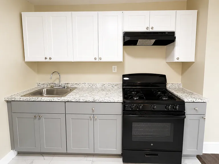 50 Vermont Ave #3 — Photo 11