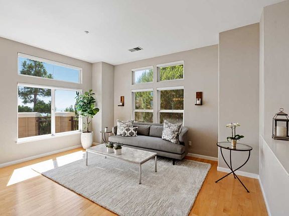4th image of 113 Rock Wren Ln
