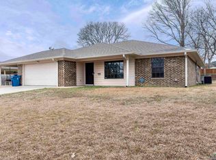 1207 N Acapulco Ln, White Oak, TX 75693