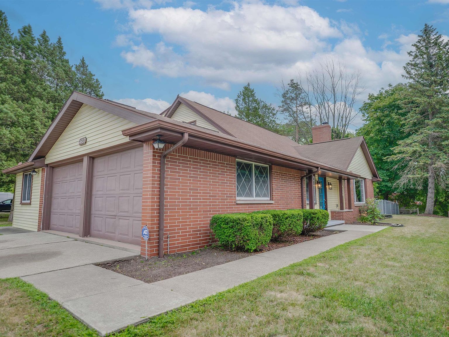 4550 Lakeshore Rd, Fort Gratiot, MI 48059 Zillow