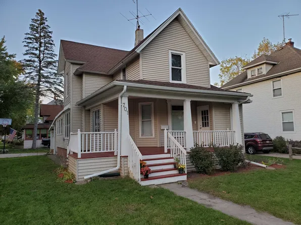 701 E Main St, Reedsburg, WI 53959