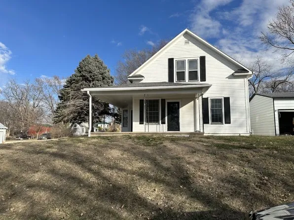 810 Meadow Ave, Riverton, IA 51650