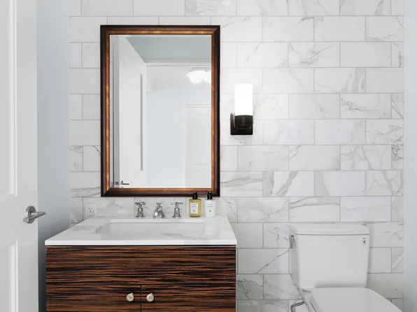 220 East 20th Street image 10 of 18