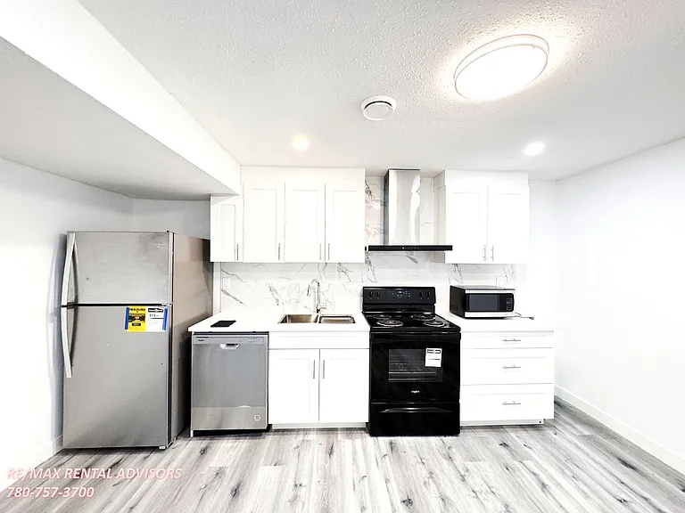1002 Daniels Loop SW #BASEMENT — Photo 6