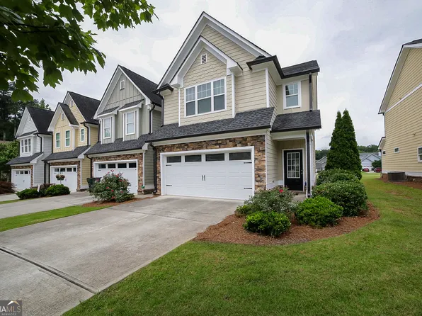1686 Lincoln Dr, Bogart, GA 30622