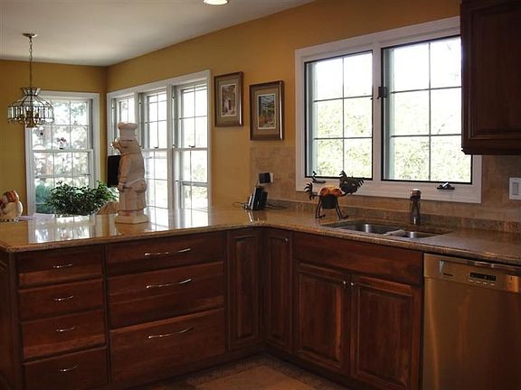 GRANITE COUNTERTOPS & SS APPL