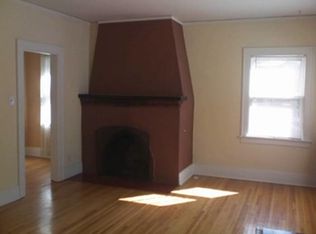 924 Highland Ct, Downers Grove, IL 60515