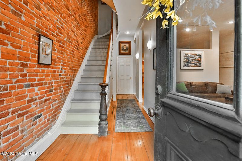 4th image of 159 1st Street