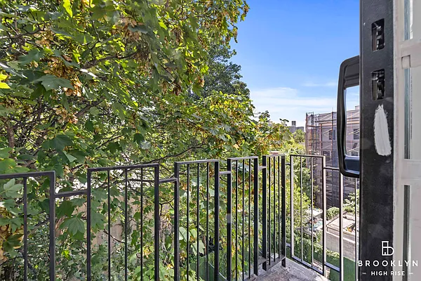 Rented by Brooklyn High Rise LLC | media 21