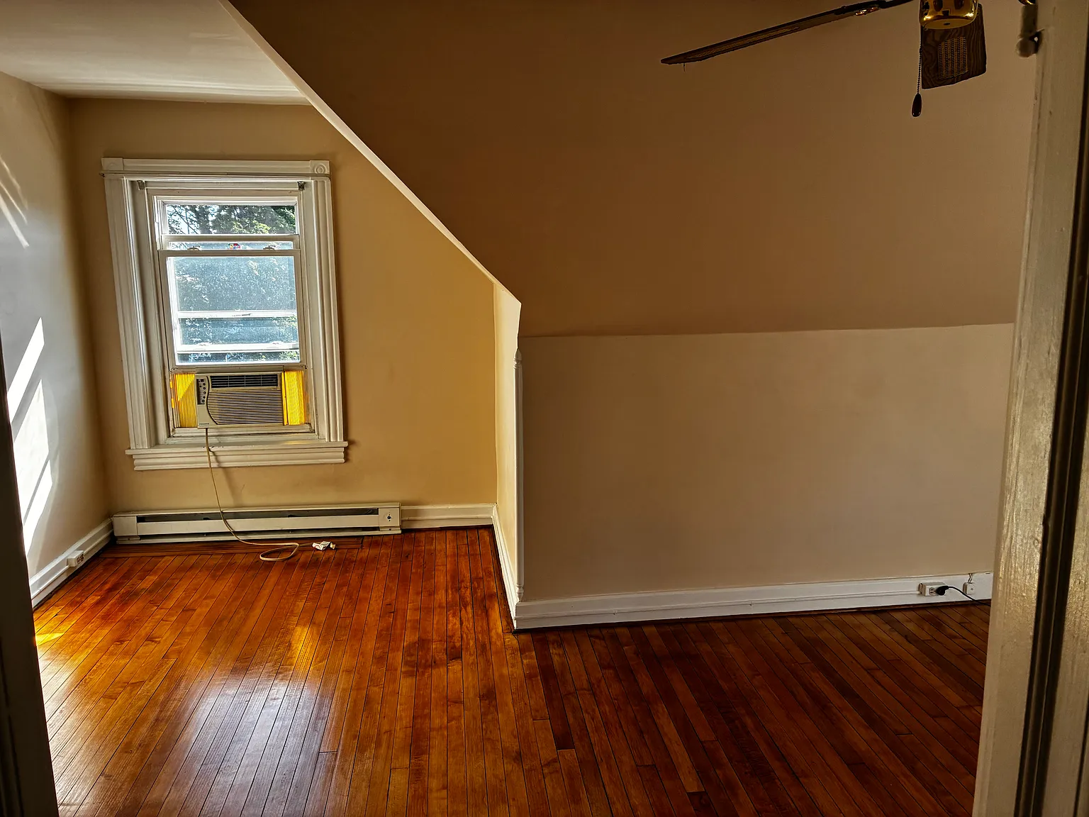 1 bed, 700 sqft, $1,125 — Photo 4
