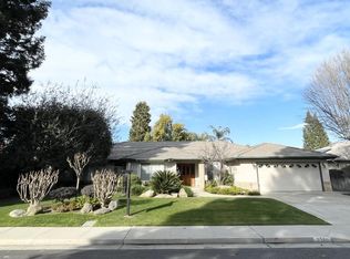 2360 Tamarack Ave, Sanger, CA 93657