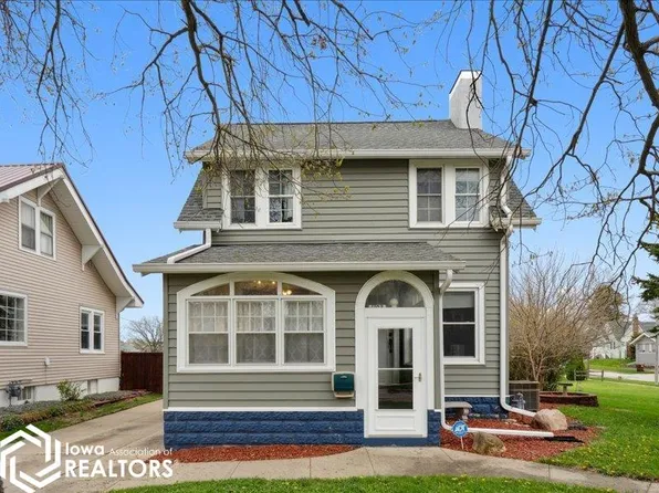 1103 W State St, Marshalltown, IA 50158
