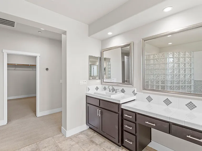 2795 Cooper Cir — Photo 17