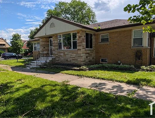 8305 S Seeley Ave — Photo 27