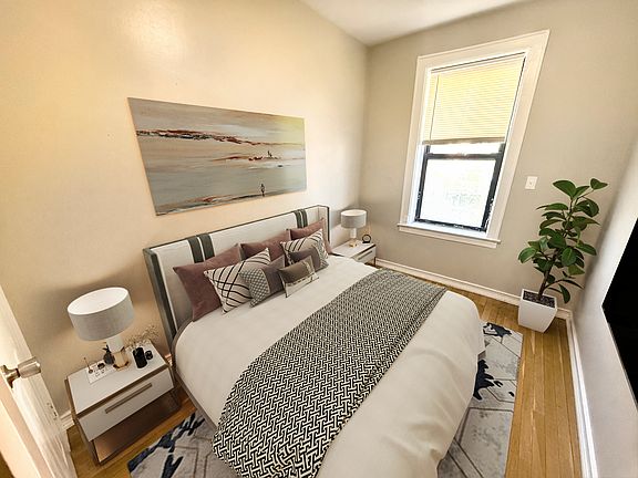 3rd image of 25-27 35th St #2F