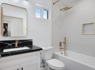 11906 Oxnard St, North Hollywood, CA 91606