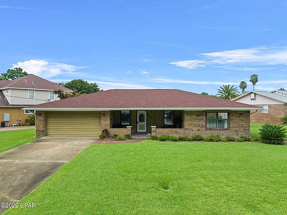 3rd image of 16206 E Lullwater Dr