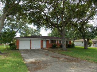 5930 Ricki Ln, Beaumont, TX 77708