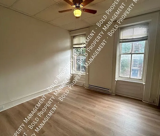 306 S 5th St #3 — Photo 1