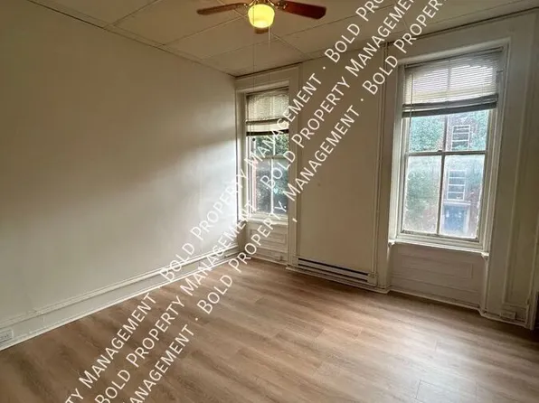 306 S 5th St, Reading, PA
