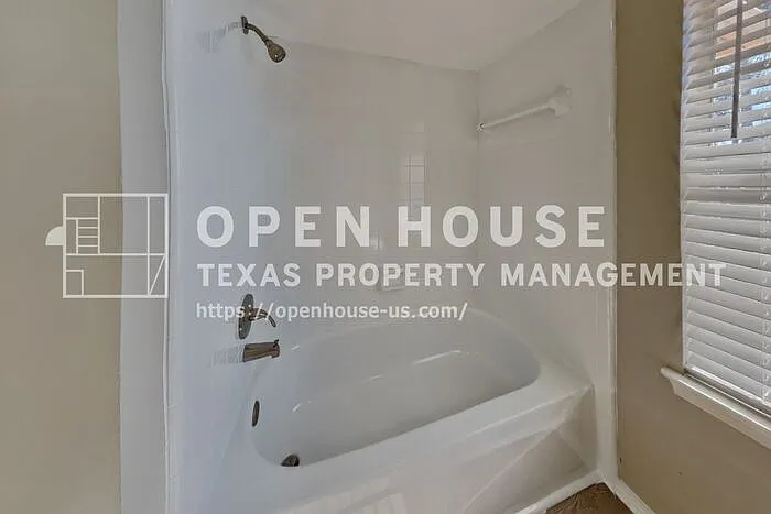 18607 Twigsworth Ln — Photo 21
