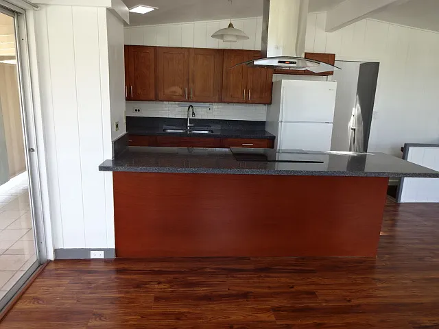 2230 Wilson St — Photo 5
