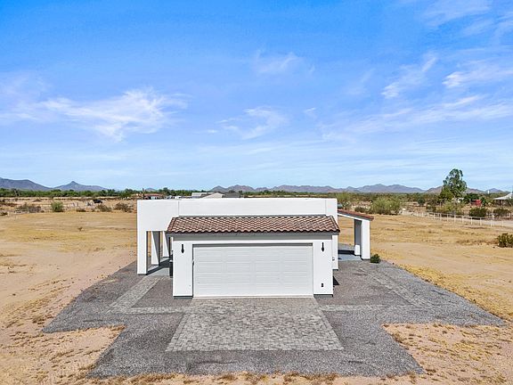 4th image of 40179 W ROBLES Road