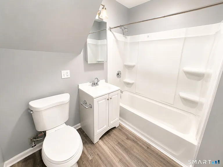 143 N Spring St #1S — Photo 3