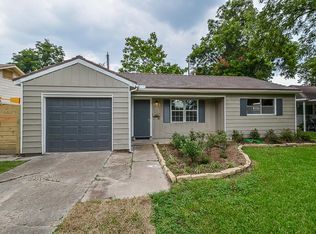 6630 Lodge St, Houston, TX 77092