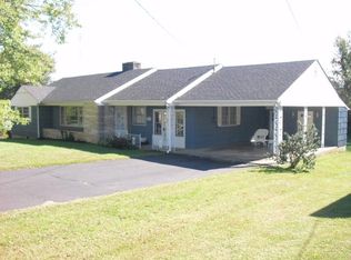 128 Maplewood Dr, Lancaster, KY 40444