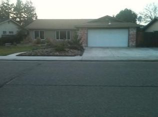 1465 Ridgecrest Dr, Manteca, CA 95336