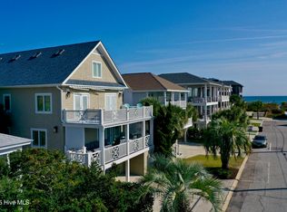 7 E Asheville St, Wrightsville Beach, NC 28480
