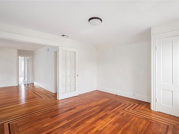 5th image of 26 Hudson St Floor 3