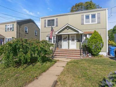 32 Martin Ter, Woodbridge, NJ, 07095