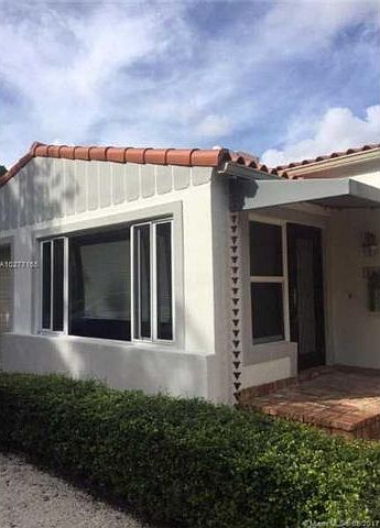 1st image of 1421 Venetia Ave