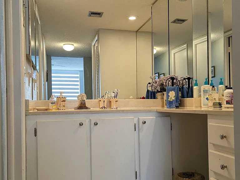 804 Cypress Blvd #208 — Photo 19