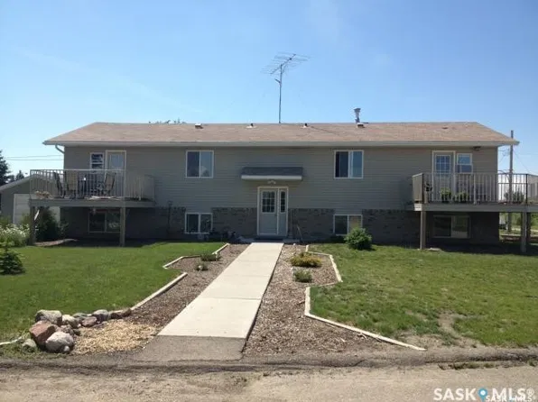 245 3rd Street NE, Wadena, SK S0A 4J0
