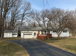 1621 Johnson Plank Rd, Cortland, OH 44410