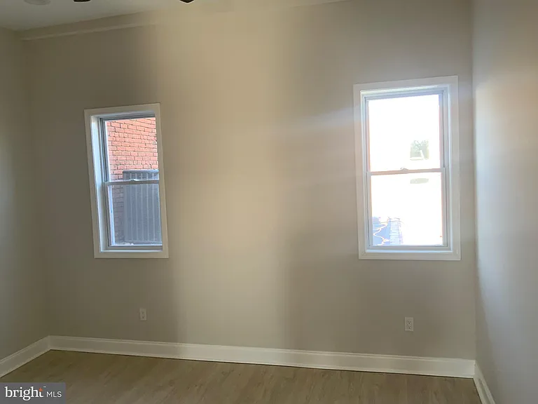 2141 Druid Hill Ave — Photo 33