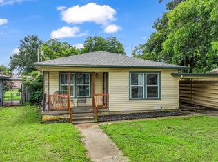 1123 Bales St, Cleburne, TX 76033