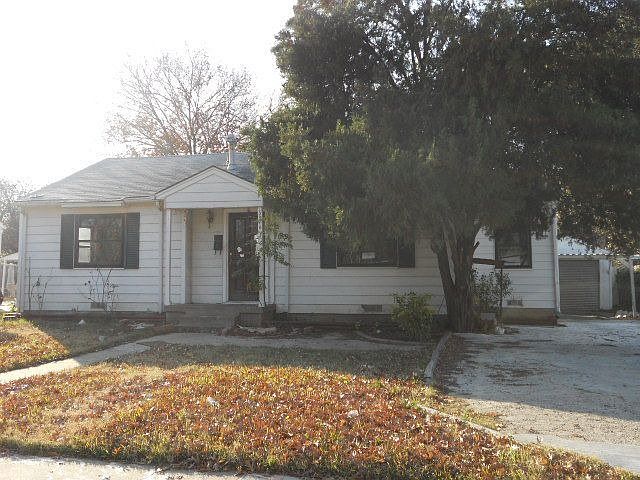 1st image of 3616 La Joya Dr