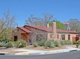 424 10th St SW, Albuquerque, NM 87102