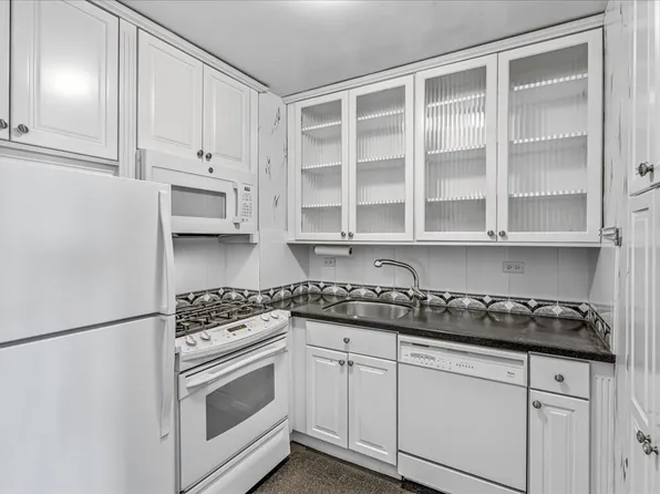 17-85 215th Street image 9 of 34