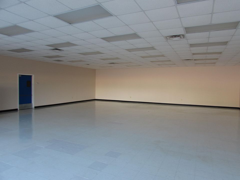 Building Photo 3