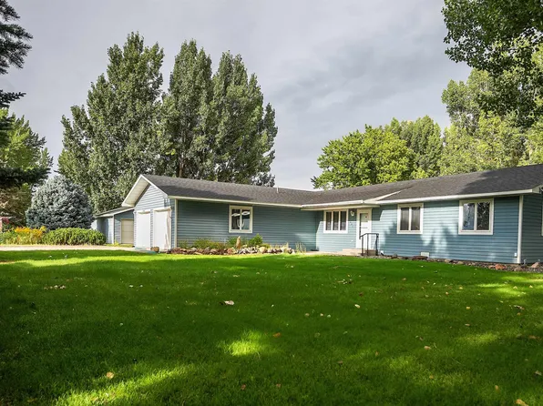 1061 Vali Rd, Powell, WY 82435