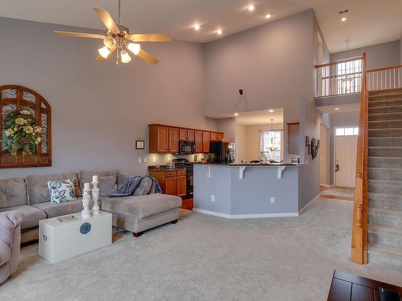 3rd image of 2304 Trivaca Ct