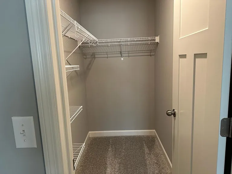 11012 Zest St NE — Photo 16